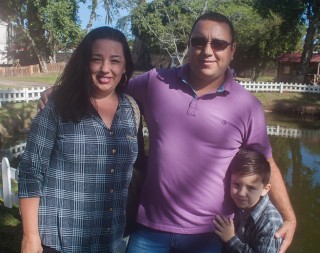 
<a style='margin-left: 5px;' class='btn btn-xs btn-social btn-facebook' href='https://www.facebook.com/sharer/sharer.php?u=https://galeramix.s01.web.getmuller.com.br/imagem/a77/800-800-90/conteudo/site_galerias/77/aniversario-de-tijucas-galera-mix-casarao-gallotti-12.jpg' rel='popup' data-width='500' data-height='400'><i class='fa fa-facebook'></i>Compartilhar <span class='hidden-xs'>no Facebook</span>
</a> 
<a class='btn btn-default btn-xs' target='_blank' href='imagem/a77/800-800-90/conteudo/site_galerias/77/aniversario-de-tijucas-galera-mix-casarao-gallotti-12.jpg'>
<span class='glyphicon glyphicon-cloud-download'></span> Salvar
</a>
