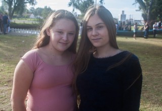 
<a style='margin-left: 5px;' class='btn btn-xs btn-social btn-facebook' href='https://www.facebook.com/sharer/sharer.php?u=https://galeramix.s01.web.getmuller.com.br/imagem/a77/800-800-90/conteudo/site_galerias/77/aniversario-de-tijucas-galera-mix-casarao-gallotti-126.jpg' rel='popup' data-width='500' data-height='400'><i class='fa fa-facebook'></i>Compartilhar <span class='hidden-xs'>no Facebook</span>
</a> 
<a class='btn btn-default btn-xs' target='_blank' href='imagem/a77/800-800-90/conteudo/site_galerias/77/aniversario-de-tijucas-galera-mix-casarao-gallotti-126.jpg'>
<span class='glyphicon glyphicon-cloud-download'></span> Salvar
</a>
