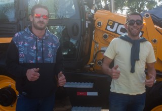 
<a style='margin-left: 5px;' class='btn btn-xs btn-social btn-facebook' href='https://www.facebook.com/sharer/sharer.php?u=https://galeramix.s01.web.getmuller.com.br/imagem/a77/800-800-90/conteudo/site_galerias/77/aniversario-de-tijucas-galera-mix-casarao-gallotti-129.jpg' rel='popup' data-width='500' data-height='400'><i class='fa fa-facebook'></i>Compartilhar <span class='hidden-xs'>no Facebook</span>
</a> 
<a class='btn btn-default btn-xs' target='_blank' href='imagem/a77/800-800-90/conteudo/site_galerias/77/aniversario-de-tijucas-galera-mix-casarao-gallotti-129.jpg'>
<span class='glyphicon glyphicon-cloud-download'></span> Salvar
</a>
