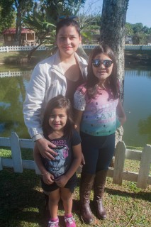 
<a style='margin-left: 5px;' class='btn btn-xs btn-social btn-facebook' href='https://www.facebook.com/sharer/sharer.php?u=https://galeramix.s01.web.getmuller.com.br/imagem/a77/800-800-90/conteudo/site_galerias/77/aniversario-de-tijucas-galera-mix-casarao-gallotti-13.jpg' rel='popup' data-width='500' data-height='400'><i class='fa fa-facebook'></i>Compartilhar <span class='hidden-xs'>no Facebook</span>
</a> 
<a class='btn btn-default btn-xs' target='_blank' href='imagem/a77/800-800-90/conteudo/site_galerias/77/aniversario-de-tijucas-galera-mix-casarao-gallotti-13.jpg'>
<span class='glyphicon glyphicon-cloud-download'></span> Salvar
</a>
