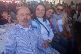 
<a style='margin-left: 5px;' class='btn btn-xs btn-social btn-facebook' href='https://www.facebook.com/sharer/sharer.php?u=https://galeramix.s01.web.getmuller.com.br/imagem/a77/800-800-90/conteudo/site_galerias/77/aniversario-de-tijucas-galera-mix-casarao-gallotti-48.jpg' rel='popup' data-width='500' data-height='400'><i class='fa fa-facebook'></i>Compartilhar <span class='hidden-xs'>no Facebook</span>
</a> 
<a class='btn btn-default btn-xs' target='_blank' href='imagem/a77/800-800-90/conteudo/site_galerias/77/aniversario-de-tijucas-galera-mix-casarao-gallotti-48.jpg'>
<span class='glyphicon glyphicon-cloud-download'></span> Salvar
</a>
