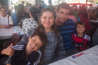 
<a style='margin-left: 5px;' class='btn btn-xs btn-social btn-facebook' href='https://www.facebook.com/sharer/sharer.php?u=https://galeramix.s01.web.getmuller.com.br/imagem/a77/800-800-90/conteudo/site_galerias/77/aniversario-de-tijucas-galera-mix-casarao-gallotti-49.jpg' rel='popup' data-width='500' data-height='400'><i class='fa fa-facebook'></i>Compartilhar <span class='hidden-xs'>no Facebook</span>
</a> 
<a class='btn btn-default btn-xs' target='_blank' href='imagem/a77/800-800-90/conteudo/site_galerias/77/aniversario-de-tijucas-galera-mix-casarao-gallotti-49.jpg'>
<span class='glyphicon glyphicon-cloud-download'></span> Salvar
</a>
