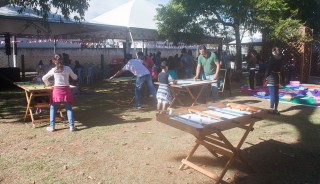 
<a style='margin-left: 5px;' class='btn btn-xs btn-social btn-facebook' href='https://www.facebook.com/sharer/sharer.php?u=https://galeramix.s01.web.getmuller.com.br/imagem/a77/800-800-90/conteudo/site_galerias/77/aniversario-de-tijucas-galera-mix-casarao-gallotti-6.jpg' rel='popup' data-width='500' data-height='400'><i class='fa fa-facebook'></i>Compartilhar <span class='hidden-xs'>no Facebook</span>
</a> 
<a class='btn btn-default btn-xs' target='_blank' href='imagem/a77/800-800-90/conteudo/site_galerias/77/aniversario-de-tijucas-galera-mix-casarao-gallotti-6.jpg'>
<span class='glyphicon glyphicon-cloud-download'></span> Salvar
</a>
