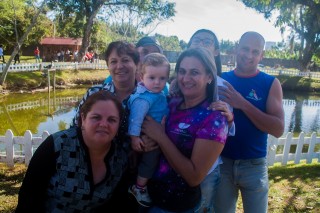 
<a style='margin-left: 5px;' class='btn btn-xs btn-social btn-facebook' href='https://www.facebook.com/sharer/sharer.php?u=https://galeramix.s01.web.getmuller.com.br/imagem/a77/800-800-90/conteudo/site_galerias/77/aniversario-de-tijucas-galera-mix-casarao-gallotti-81.jpg' rel='popup' data-width='500' data-height='400'><i class='fa fa-facebook'></i>Compartilhar <span class='hidden-xs'>no Facebook</span>
</a> 
<a class='btn btn-default btn-xs' target='_blank' href='imagem/a77/800-800-90/conteudo/site_galerias/77/aniversario-de-tijucas-galera-mix-casarao-gallotti-81.jpg'>
<span class='glyphicon glyphicon-cloud-download'></span> Salvar
</a>
