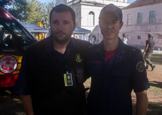 
<a style='margin-left: 5px;' class='btn btn-xs btn-social btn-facebook' href='https://www.facebook.com/sharer/sharer.php?u=https://galeramix.s01.web.getmuller.com.br/imagem/a77/800-800-90/conteudo/site_galerias/77/aniversario-de-tijucas-galera-mix-casarao-gallotti-87.jpg' rel='popup' data-width='500' data-height='400'><i class='fa fa-facebook'></i>Compartilhar <span class='hidden-xs'>no Facebook</span>
</a> 
<a class='btn btn-default btn-xs' target='_blank' href='imagem/a77/800-800-90/conteudo/site_galerias/77/aniversario-de-tijucas-galera-mix-casarao-gallotti-87.jpg'>
<span class='glyphicon glyphicon-cloud-download'></span> Salvar
</a>
