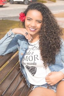 
        <a style='margin-left: 5px;' class='btn btn-xs btn-social btn-facebook' href='https://www.facebook.com/sharer/sharer.php?u=https://galeramix.s01.web.getmuller.com.br/imagem/a8/800-800-90/conteudo/site_galerias/8/diminuir-17.jpg' rel='popup' data-width='500' data-height='400'><i class='fa fa-facebook'></i>Compartilhar <span class='hidden-xs'>no Facebook</span>
    </a> 
    <a class='btn btn-default btn-xs' target='_blank' href='imagem/a8/800-800-90/conteudo/site_galerias/8/diminuir-17.jpg'>
        <span class='glyphicon glyphicon-cloud-download'></span> Salvar
    </a>
    