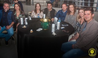 
<a style='margin-left: 5px;' class='btn btn-xs btn-social btn-facebook' href='https://www.facebook.com/sharer/sharer.php?u=https://galeramix.s01.web.getmuller.com.br/imagem/a80/800-800-90/conteudo/site_galerias/80/live-tijucas-galera-mix-espresso-rural-diogo-portugal-130.jpg' rel='popup' data-width='500' data-height='400'><i class='fa fa-facebook'></i>Compartilhar <span class='hidden-xs'>no Facebook</span>
</a> 
<a class='btn btn-default btn-xs' target='_blank' href='imagem/a80/800-800-90/conteudo/site_galerias/80/live-tijucas-galera-mix-espresso-rural-diogo-portugal-130.jpg'>
<span class='glyphicon glyphicon-cloud-download'></span> Salvar
</a>
