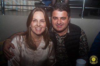 
<a style='margin-left: 5px;' class='btn btn-xs btn-social btn-facebook' href='https://www.facebook.com/sharer/sharer.php?u=https://galeramix.s01.web.getmuller.com.br/imagem/a80/800-800-90/conteudo/site_galerias/80/live-tijucas-galera-mix-espresso-rural-diogo-portugal-132.jpg' rel='popup' data-width='500' data-height='400'><i class='fa fa-facebook'></i>Compartilhar <span class='hidden-xs'>no Facebook</span>
</a> 
<a class='btn btn-default btn-xs' target='_blank' href='imagem/a80/800-800-90/conteudo/site_galerias/80/live-tijucas-galera-mix-espresso-rural-diogo-portugal-132.jpg'>
<span class='glyphicon glyphicon-cloud-download'></span> Salvar
</a>
