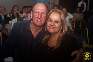 
<a style='margin-left: 5px;' class='btn btn-xs btn-social btn-facebook' href='https://www.facebook.com/sharer/sharer.php?u=https://galeramix.s01.web.getmuller.com.br/imagem/a80/800-800-90/conteudo/site_galerias/80/live-tijucas-galera-mix-espresso-rural-diogo-portugal-136.jpg' rel='popup' data-width='500' data-height='400'><i class='fa fa-facebook'></i>Compartilhar <span class='hidden-xs'>no Facebook</span>
</a> 
<a class='btn btn-default btn-xs' target='_blank' href='imagem/a80/800-800-90/conteudo/site_galerias/80/live-tijucas-galera-mix-espresso-rural-diogo-portugal-136.jpg'>
<span class='glyphicon glyphicon-cloud-download'></span> Salvar
</a>
