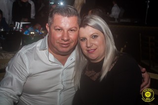 
<a style='margin-left: 5px;' class='btn btn-xs btn-social btn-facebook' href='https://www.facebook.com/sharer/sharer.php?u=https://galeramix.s01.web.getmuller.com.br/imagem/a80/800-800-90/conteudo/site_galerias/80/live-tijucas-galera-mix-espresso-rural-diogo-portugal-148.jpg' rel='popup' data-width='500' data-height='400'><i class='fa fa-facebook'></i>Compartilhar <span class='hidden-xs'>no Facebook</span>
</a> 
<a class='btn btn-default btn-xs' target='_blank' href='imagem/a80/800-800-90/conteudo/site_galerias/80/live-tijucas-galera-mix-espresso-rural-diogo-portugal-148.jpg'>
<span class='glyphicon glyphicon-cloud-download'></span> Salvar
</a>
