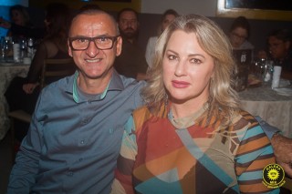 
<a style='margin-left: 5px;' class='btn btn-xs btn-social btn-facebook' href='https://www.facebook.com/sharer/sharer.php?u=https://galeramix.s01.web.getmuller.com.br/imagem/a80/800-800-90/conteudo/site_galerias/80/live-tijucas-galera-mix-espresso-rural-diogo-portugal-29.jpg' rel='popup' data-width='500' data-height='400'><i class='fa fa-facebook'></i>Compartilhar <span class='hidden-xs'>no Facebook</span>
</a> 
<a class='btn btn-default btn-xs' target='_blank' href='imagem/a80/800-800-90/conteudo/site_galerias/80/live-tijucas-galera-mix-espresso-rural-diogo-portugal-29.jpg'>
<span class='glyphicon glyphicon-cloud-download'></span> Salvar
</a>
