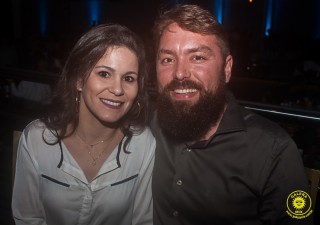 
<a style='margin-left: 5px;' class='btn btn-xs btn-social btn-facebook' href='https://www.facebook.com/sharer/sharer.php?u=https://galeramix.s01.web.getmuller.com.br/imagem/a80/800-800-90/conteudo/site_galerias/80/live-tijucas-galera-mix-espresso-rural-diogo-portugal-36.jpg' rel='popup' data-width='500' data-height='400'><i class='fa fa-facebook'></i>Compartilhar <span class='hidden-xs'>no Facebook</span>
</a> 
<a class='btn btn-default btn-xs' target='_blank' href='imagem/a80/800-800-90/conteudo/site_galerias/80/live-tijucas-galera-mix-espresso-rural-diogo-portugal-36.jpg'>
<span class='glyphicon glyphicon-cloud-download'></span> Salvar
</a>
