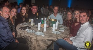 
<a style='margin-left: 5px;' class='btn btn-xs btn-social btn-facebook' href='https://www.facebook.com/sharer/sharer.php?u=https://galeramix.s01.web.getmuller.com.br/imagem/a80/800-800-90/conteudo/site_galerias/80/live-tijucas-galera-mix-espresso-rural-diogo-portugal-43.jpg' rel='popup' data-width='500' data-height='400'><i class='fa fa-facebook'></i>Compartilhar <span class='hidden-xs'>no Facebook</span>
</a> 
<a class='btn btn-default btn-xs' target='_blank' href='imagem/a80/800-800-90/conteudo/site_galerias/80/live-tijucas-galera-mix-espresso-rural-diogo-portugal-43.jpg'>
<span class='glyphicon glyphicon-cloud-download'></span> Salvar
</a>
