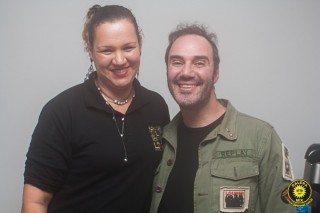 
<a style='margin-left: 5px;' class='btn btn-xs btn-social btn-facebook' href='https://www.facebook.com/sharer/sharer.php?u=https://galeramix.s01.web.getmuller.com.br/imagem/a80/800-800-90/conteudo/site_galerias/80/live-tijucas-galera-mix-espresso-rural-diogo-portugal-66.jpg' rel='popup' data-width='500' data-height='400'><i class='fa fa-facebook'></i>Compartilhar <span class='hidden-xs'>no Facebook</span>
</a> 
<a class='btn btn-default btn-xs' target='_blank' href='imagem/a80/800-800-90/conteudo/site_galerias/80/live-tijucas-galera-mix-espresso-rural-diogo-portugal-66.jpg'>
<span class='glyphicon glyphicon-cloud-download'></span> Salvar
</a>
