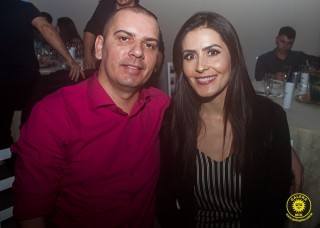 
<a style='margin-left: 5px;' class='btn btn-xs btn-social btn-facebook' href='https://www.facebook.com/sharer/sharer.php?u=https://galeramix.s01.web.getmuller.com.br/imagem/a80/800-800-90/conteudo/site_galerias/80/live-tijucas-galera-mix-espresso-rural-diogo-portugal-70.jpg' rel='popup' data-width='500' data-height='400'><i class='fa fa-facebook'></i>Compartilhar <span class='hidden-xs'>no Facebook</span>
</a> 
<a class='btn btn-default btn-xs' target='_blank' href='imagem/a80/800-800-90/conteudo/site_galerias/80/live-tijucas-galera-mix-espresso-rural-diogo-portugal-70.jpg'>
<span class='glyphicon glyphicon-cloud-download'></span> Salvar
</a>
