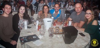 
<a style='margin-left: 5px;' class='btn btn-xs btn-social btn-facebook' href='https://www.facebook.com/sharer/sharer.php?u=https://galeramix.s01.web.getmuller.com.br/imagem/a80/800-800-90/conteudo/site_galerias/80/live-tijucas-galera-mix-espresso-rural-diogo-portugal-78.jpg' rel='popup' data-width='500' data-height='400'><i class='fa fa-facebook'></i>Compartilhar <span class='hidden-xs'>no Facebook</span>
</a> 
<a class='btn btn-default btn-xs' target='_blank' href='imagem/a80/800-800-90/conteudo/site_galerias/80/live-tijucas-galera-mix-espresso-rural-diogo-portugal-78.jpg'>
<span class='glyphicon glyphicon-cloud-download'></span> Salvar
</a>
