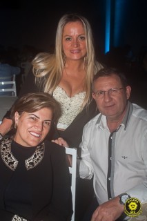 
<a style='margin-left: 5px;' class='btn btn-xs btn-social btn-facebook' href='https://www.facebook.com/sharer/sharer.php?u=https://galeramix.s01.web.getmuller.com.br/imagem/a80/800-800-90/conteudo/site_galerias/80/live-tijucas-galera-mix-espresso-rural-diogo-portugal-88.jpg' rel='popup' data-width='500' data-height='400'><i class='fa fa-facebook'></i>Compartilhar <span class='hidden-xs'>no Facebook</span>
</a> 
<a class='btn btn-default btn-xs' target='_blank' href='imagem/a80/800-800-90/conteudo/site_galerias/80/live-tijucas-galera-mix-espresso-rural-diogo-portugal-88.jpg'>
<span class='glyphicon glyphicon-cloud-download'></span> Salvar
</a>
