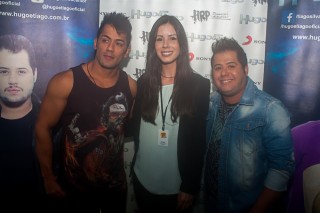 
<a style='margin-left: 5px;' class='btn btn-xs btn-social btn-facebook' href='https://www.facebook.com/sharer/sharer.php?u=https://galeramix.s01.web.getmuller.com.br/imagem/a82/800-800-90/conteudo/site_galerias/82/festa-do-caminhoneiro-tijucas-hugo-e-thiago-tijucas-125.jpg' rel='popup' data-width='500' data-height='400'><i class='fa fa-facebook'></i>Compartilhar <span class='hidden-xs'>no Facebook</span>
</a> 
<a class='btn btn-default btn-xs' target='_blank' href='imagem/a82/800-800-90/conteudo/site_galerias/82/festa-do-caminhoneiro-tijucas-hugo-e-thiago-tijucas-125.jpg'>
<span class='glyphicon glyphicon-cloud-download'></span> Salvar
</a>
