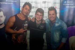 
<a style='margin-left: 5px;' class='btn btn-xs btn-social btn-facebook' href='https://www.facebook.com/sharer/sharer.php?u=https://galeramix.s01.web.getmuller.com.br/imagem/a82/800-800-90/conteudo/site_galerias/82/festa-do-caminhoneiro-tijucas-hugo-e-thiago-tijucas-126.jpg' rel='popup' data-width='500' data-height='400'><i class='fa fa-facebook'></i>Compartilhar <span class='hidden-xs'>no Facebook</span>
</a> 
<a class='btn btn-default btn-xs' target='_blank' href='imagem/a82/800-800-90/conteudo/site_galerias/82/festa-do-caminhoneiro-tijucas-hugo-e-thiago-tijucas-126.jpg'>
<span class='glyphicon glyphicon-cloud-download'></span> Salvar
</a>
