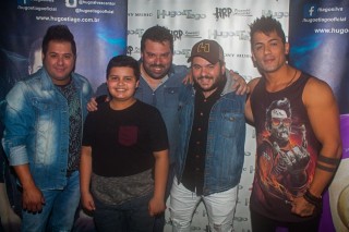 
<a style='margin-left: 5px;' class='btn btn-xs btn-social btn-facebook' href='https://www.facebook.com/sharer/sharer.php?u=https://galeramix.s01.web.getmuller.com.br/imagem/a82/800-800-90/conteudo/site_galerias/82/festa-do-caminhoneiro-tijucas-hugo-e-thiago-tijucas-13.jpg' rel='popup' data-width='500' data-height='400'><i class='fa fa-facebook'></i>Compartilhar <span class='hidden-xs'>no Facebook</span>
</a> 
<a class='btn btn-default btn-xs' target='_blank' href='imagem/a82/800-800-90/conteudo/site_galerias/82/festa-do-caminhoneiro-tijucas-hugo-e-thiago-tijucas-13.jpg'>
<span class='glyphicon glyphicon-cloud-download'></span> Salvar
</a>
