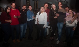 
<a style='margin-left: 5px;' class='btn btn-xs btn-social btn-facebook' href='https://www.facebook.com/sharer/sharer.php?u=https://galeramix.s01.web.getmuller.com.br/imagem/a82/800-800-90/conteudo/site_galerias/82/festa-do-caminhoneiro-tijucas-hugo-e-thiago-tijucas-64.jpg' rel='popup' data-width='500' data-height='400'><i class='fa fa-facebook'></i>Compartilhar <span class='hidden-xs'>no Facebook</span>
</a> 
<a class='btn btn-default btn-xs' target='_blank' href='imagem/a82/800-800-90/conteudo/site_galerias/82/festa-do-caminhoneiro-tijucas-hugo-e-thiago-tijucas-64.jpg'>
<span class='glyphicon glyphicon-cloud-download'></span> Salvar
</a>
