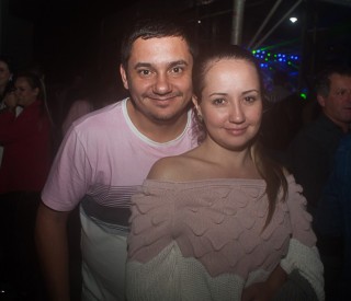 
<a style='margin-left: 5px;' class='btn btn-xs btn-social btn-facebook' href='https://www.facebook.com/sharer/sharer.php?u=https://galeramix.s01.web.getmuller.com.br/imagem/a82/800-800-90/conteudo/site_galerias/82/festa-do-caminhoneiro-tijucas-hugo-e-thiago-tijucas-65.jpg' rel='popup' data-width='500' data-height='400'><i class='fa fa-facebook'></i>Compartilhar <span class='hidden-xs'>no Facebook</span>
</a> 
<a class='btn btn-default btn-xs' target='_blank' href='imagem/a82/800-800-90/conteudo/site_galerias/82/festa-do-caminhoneiro-tijucas-hugo-e-thiago-tijucas-65.jpg'>
<span class='glyphicon glyphicon-cloud-download'></span> Salvar
</a>
