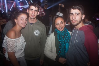 
<a style='margin-left: 5px;' class='btn btn-xs btn-social btn-facebook' href='https://www.facebook.com/sharer/sharer.php?u=https://galeramix.s01.web.getmuller.com.br/imagem/a82/800-800-90/conteudo/site_galerias/82/festa-do-caminhoneiro-tijucas-hugo-e-thiago-tijucas-79.jpg' rel='popup' data-width='500' data-height='400'><i class='fa fa-facebook'></i>Compartilhar <span class='hidden-xs'>no Facebook</span>
</a> 
<a class='btn btn-default btn-xs' target='_blank' href='imagem/a82/800-800-90/conteudo/site_galerias/82/festa-do-caminhoneiro-tijucas-hugo-e-thiago-tijucas-79.jpg'>
<span class='glyphicon glyphicon-cloud-download'></span> Salvar
</a>
