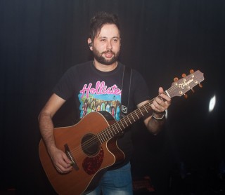 
<a style='margin-left: 5px;' class='btn btn-xs btn-social btn-facebook' href='https://www.facebook.com/sharer/sharer.php?u=https://galeramix.s01.web.getmuller.com.br/imagem/a82/800-800-90/conteudo/site_galerias/82/festa-do-caminhoneiro-tijucas-hugo-e-thiago-tijucas-81.jpg' rel='popup' data-width='500' data-height='400'><i class='fa fa-facebook'></i>Compartilhar <span class='hidden-xs'>no Facebook</span>
</a> 
<a class='btn btn-default btn-xs' target='_blank' href='imagem/a82/800-800-90/conteudo/site_galerias/82/festa-do-caminhoneiro-tijucas-hugo-e-thiago-tijucas-81.jpg'>
<span class='glyphicon glyphicon-cloud-download'></span> Salvar
</a>
