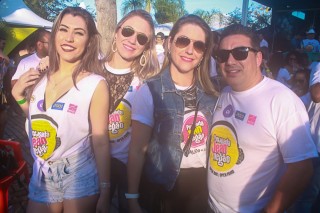 
<a style='margin-left: 5px;' class='btn btn-xs btn-social btn-facebook' href='https://www.facebook.com/sharer/sharer.php?u=https://galeramix.s01.web.getmuller.com.br/imagem/a84/800-800-90/conteudo/site_galerias/84/feijoada-do-jean-negao-galera-mix-55.jpg' rel='popup' data-width='500' data-height='400'><i class='fa fa-facebook'></i>Compartilhar <span class='hidden-xs'>no Facebook</span>
</a> 
<a class='btn btn-default btn-xs' target='_blank' href='imagem/a84/800-800-90/conteudo/site_galerias/84/feijoada-do-jean-negao-galera-mix-55.jpg'>
<span class='glyphicon glyphicon-cloud-download'></span> Salvar
</a>
