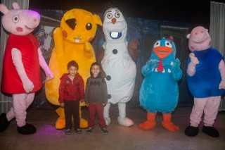 
                <a style='margin-left: 5px;' class='btn btn-xs btn-social btn-facebook' href='https://www.facebook.com/sharer/sharer.php?u=https://galeramix.s01.web.getmuller.com.br/imagem/a85/800-800-90/conteudo/site_galerias/85/img2952.jpg' rel='popup' data-width='500' data-height='400'><i class='fa fa-facebook'></i>Compartilhar <span class='hidden-xs'>no Facebook</span>
            </a> 
            <a class='btn btn-default btn-xs' target='_blank' href='imagem/a85/800-800-90/conteudo/site_galerias/85/img2952.jpg'>
                <span class='glyphicon glyphicon-cloud-download'></span> Salvar
            </a>
            