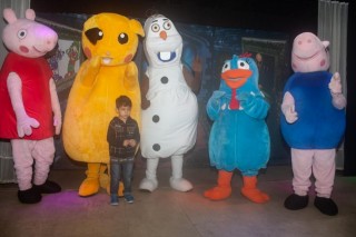 
<a style='margin-left: 5px;' class='btn btn-xs btn-social btn-facebook' href='https://www.facebook.com/sharer/sharer.php?u=https://galeramix.s01.web.getmuller.com.br/imagem/a85/800-800-90/conteudo/site_galerias/85/img2967.jpg' rel='popup' data-width='500' data-height='400'><i class='fa fa-facebook'></i>Compartilhar <span class='hidden-xs'>no Facebook</span>
</a> 
<a class='btn btn-default btn-xs' target='_blank' href='imagem/a85/800-800-90/conteudo/site_galerias/85/img2967.jpg'>
<span class='glyphicon glyphicon-cloud-download'></span> Salvar
</a>
