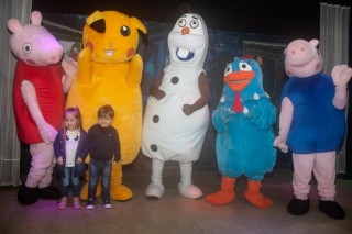 
<a style='margin-left: 5px;' class='btn btn-xs btn-social btn-facebook' href='https://www.facebook.com/sharer/sharer.php?u=https://galeramix.s01.web.getmuller.com.br/imagem/a85/800-800-90/conteudo/site_galerias/85/img2973.jpg' rel='popup' data-width='500' data-height='400'><i class='fa fa-facebook'></i>Compartilhar <span class='hidden-xs'>no Facebook</span>
</a> 
<a class='btn btn-default btn-xs' target='_blank' href='imagem/a85/800-800-90/conteudo/site_galerias/85/img2973.jpg'>
<span class='glyphicon glyphicon-cloud-download'></span> Salvar
</a>
