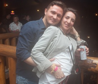 
<a style='margin-left: 5px;' class='btn btn-xs btn-social btn-facebook' href='https://www.facebook.com/sharer/sharer.php?u=https://galeramix.s01.web.getmuller.com.br/imagem/a86/800-800-90/conteudo/site_galerias/86/skank-petry-galera-mix-33.jpg' rel='popup' data-width='500' data-height='400'><i class='fa fa-facebook'></i>Compartilhar <span class='hidden-xs'>no Facebook</span>
</a> 
<a class='btn btn-default btn-xs' target='_blank' href='imagem/a86/800-800-90/conteudo/site_galerias/86/skank-petry-galera-mix-33.jpg'>
<span class='glyphicon glyphicon-cloud-download'></span> Salvar
</a>
