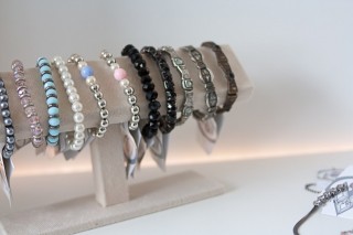 
<a style='margin-left: 5px;' class='btn btn-xs btn-social btn-facebook' href='https://www.facebook.com/sharer/sharer.php?u=https://galeramix.s01.web.getmuller.com.br/imagem/a87/800-800-90/conteudo/site_galerias/87/trend-art-tijucas-galera-mix-162.jpg' rel='popup' data-width='500' data-height='400'><i class='fa fa-facebook'></i>Compartilhar <span class='hidden-xs'>no Facebook</span>
</a> 
<a class='btn btn-default btn-xs' target='_blank' href='imagem/a87/800-800-90/conteudo/site_galerias/87/trend-art-tijucas-galera-mix-162.jpg'>
<span class='glyphicon glyphicon-cloud-download'></span> Salvar
</a>
