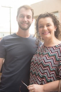 
<a style='margin-left: 5px;' class='btn btn-xs btn-social btn-facebook' href='https://www.facebook.com/sharer/sharer.php?u=https://galeramix.s01.web.getmuller.com.br/imagem/a87/800-800-90/conteudo/site_galerias/87/trend-art-tijucas-galera-mix-56.jpg' rel='popup' data-width='500' data-height='400'><i class='fa fa-facebook'></i>Compartilhar <span class='hidden-xs'>no Facebook</span>
</a> 
<a class='btn btn-default btn-xs' target='_blank' href='imagem/a87/800-800-90/conteudo/site_galerias/87/trend-art-tijucas-galera-mix-56.jpg'>
<span class='glyphicon glyphicon-cloud-download'></span> Salvar
</a>
