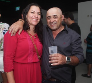 
<a style='margin-left: 5px;' class='btn btn-xs btn-social btn-facebook' href='https://www.facebook.com/sharer/sharer.php?u=https://galeramix.s01.web.getmuller.com.br/imagem/a88/800-800-90/conteudo/site_galerias/88/arena-petry-sao-jose-galera-mix-110.jpg' rel='popup' data-width='500' data-height='400'><i class='fa fa-facebook'></i>Compartilhar <span class='hidden-xs'>no Facebook</span>
</a> 
<a class='btn btn-default btn-xs' target='_blank' href='imagem/a88/800-800-90/conteudo/site_galerias/88/arena-petry-sao-jose-galera-mix-110.jpg'>
<span class='glyphicon glyphicon-cloud-download'></span> Salvar
</a>
