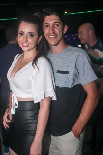 
<a style='margin-left: 5px;' class='btn btn-xs btn-social btn-facebook' href='https://www.facebook.com/sharer/sharer.php?u=https://galeramix.s01.web.getmuller.com.br/imagem/a88/800-800-90/conteudo/site_galerias/88/arena-petry-sao-jose-galera-mix-114.jpg' rel='popup' data-width='500' data-height='400'><i class='fa fa-facebook'></i>Compartilhar <span class='hidden-xs'>no Facebook</span>
</a> 
<a class='btn btn-default btn-xs' target='_blank' href='imagem/a88/800-800-90/conteudo/site_galerias/88/arena-petry-sao-jose-galera-mix-114.jpg'>
<span class='glyphicon glyphicon-cloud-download'></span> Salvar
</a>
