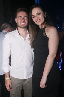 
<a style='margin-left: 5px;' class='btn btn-xs btn-social btn-facebook' href='https://www.facebook.com/sharer/sharer.php?u=https://galeramix.s01.web.getmuller.com.br/imagem/a88/800-800-90/conteudo/site_galerias/88/arena-petry-sao-jose-galera-mix-12.jpg' rel='popup' data-width='500' data-height='400'><i class='fa fa-facebook'></i>Compartilhar <span class='hidden-xs'>no Facebook</span>
</a> 
<a class='btn btn-default btn-xs' target='_blank' href='imagem/a88/800-800-90/conteudo/site_galerias/88/arena-petry-sao-jose-galera-mix-12.jpg'>
<span class='glyphicon glyphicon-cloud-download'></span> Salvar
</a>
