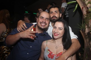 
<a style='margin-left: 5px;' class='btn btn-xs btn-social btn-facebook' href='https://www.facebook.com/sharer/sharer.php?u=https://galeramix.s01.web.getmuller.com.br/imagem/a88/800-800-90/conteudo/site_galerias/88/arena-petry-sao-jose-galera-mix-132.jpg' rel='popup' data-width='500' data-height='400'><i class='fa fa-facebook'></i>Compartilhar <span class='hidden-xs'>no Facebook</span>
</a> 
<a class='btn btn-default btn-xs' target='_blank' href='imagem/a88/800-800-90/conteudo/site_galerias/88/arena-petry-sao-jose-galera-mix-132.jpg'>
<span class='glyphicon glyphicon-cloud-download'></span> Salvar
</a>
