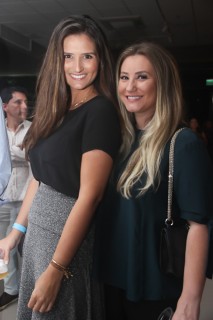 
<a style='margin-left: 5px;' class='btn btn-xs btn-social btn-facebook' href='https://www.facebook.com/sharer/sharer.php?u=https://galeramix.s01.web.getmuller.com.br/imagem/a88/800-800-90/conteudo/site_galerias/88/arena-petry-sao-jose-galera-mix-45.jpg' rel='popup' data-width='500' data-height='400'><i class='fa fa-facebook'></i>Compartilhar <span class='hidden-xs'>no Facebook</span>
</a> 
<a class='btn btn-default btn-xs' target='_blank' href='imagem/a88/800-800-90/conteudo/site_galerias/88/arena-petry-sao-jose-galera-mix-45.jpg'>
<span class='glyphicon glyphicon-cloud-download'></span> Salvar
</a>
