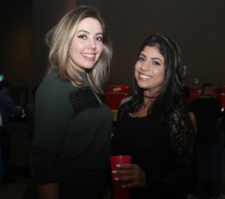 
<a style='margin-left: 5px;' class='btn btn-xs btn-social btn-facebook' href='https://www.facebook.com/sharer/sharer.php?u=https://galeramix.s01.web.getmuller.com.br/imagem/a88/800-800-90/conteudo/site_galerias/88/arena-petry-sao-jose-galera-mix-60.jpg' rel='popup' data-width='500' data-height='400'><i class='fa fa-facebook'></i>Compartilhar <span class='hidden-xs'>no Facebook</span>
</a> 
<a class='btn btn-default btn-xs' target='_blank' href='imagem/a88/800-800-90/conteudo/site_galerias/88/arena-petry-sao-jose-galera-mix-60.jpg'>
<span class='glyphicon glyphicon-cloud-download'></span> Salvar
</a>
