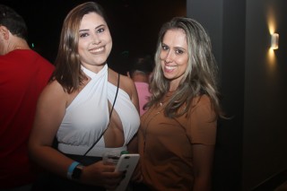 
<a style='margin-left: 5px;' class='btn btn-xs btn-social btn-facebook' href='https://www.facebook.com/sharer/sharer.php?u=https://galeramix.s01.web.getmuller.com.br/imagem/a88/800-800-90/conteudo/site_galerias/88/arena-petry-sao-jose-galera-mix-62.jpg' rel='popup' data-width='500' data-height='400'><i class='fa fa-facebook'></i>Compartilhar <span class='hidden-xs'>no Facebook</span>
</a> 
<a class='btn btn-default btn-xs' target='_blank' href='imagem/a88/800-800-90/conteudo/site_galerias/88/arena-petry-sao-jose-galera-mix-62.jpg'>
<span class='glyphicon glyphicon-cloud-download'></span> Salvar
</a>
