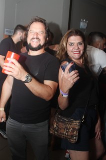 
<a style='margin-left: 5px;' class='btn btn-xs btn-social btn-facebook' href='https://www.facebook.com/sharer/sharer.php?u=https://galeramix.s01.web.getmuller.com.br/imagem/a88/800-800-90/conteudo/site_galerias/88/arena-petry-sao-jose-galera-mix-72.jpg' rel='popup' data-width='500' data-height='400'><i class='fa fa-facebook'></i>Compartilhar <span class='hidden-xs'>no Facebook</span>
</a> 
<a class='btn btn-default btn-xs' target='_blank' href='imagem/a88/800-800-90/conteudo/site_galerias/88/arena-petry-sao-jose-galera-mix-72.jpg'>
<span class='glyphicon glyphicon-cloud-download'></span> Salvar
</a>
