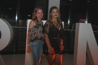 
<a style='margin-left: 5px;' class='btn btn-xs btn-social btn-facebook' href='https://www.facebook.com/sharer/sharer.php?u=https://galeramix.s01.web.getmuller.com.br/imagem/a88/800-800-90/conteudo/site_galerias/88/arena-petry-sao-jose-galera-mix-79.jpg' rel='popup' data-width='500' data-height='400'><i class='fa fa-facebook'></i>Compartilhar <span class='hidden-xs'>no Facebook</span>
</a> 
<a class='btn btn-default btn-xs' target='_blank' href='imagem/a88/800-800-90/conteudo/site_galerias/88/arena-petry-sao-jose-galera-mix-79.jpg'>
<span class='glyphicon glyphicon-cloud-download'></span> Salvar
</a>
