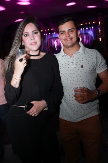 
<a style='margin-left: 5px;' class='btn btn-xs btn-social btn-facebook' href='https://www.facebook.com/sharer/sharer.php?u=https://galeramix.s01.web.getmuller.com.br/imagem/a9/800-800-90/conteudo/site_galerias/9/cabare-petry-galera-mix-90.jpg' rel='popup' data-width='500' data-height='400'><i class='fa fa-facebook'></i>Compartilhar <span class='hidden-xs'>no Facebook</span>
</a> 
<a class='btn btn-default btn-xs' target='_blank' href='imagem/a9/800-800-90/conteudo/site_galerias/9/cabare-petry-galera-mix-90.jpg'>
<span class='glyphicon glyphicon-cloud-download'></span> Salvar
</a>
