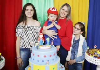 
<a style='margin-left: 5px;' class='btn btn-xs btn-social btn-facebook' href='https://www.facebook.com/sharer/sharer.php?u=https://galeramix.s01.web.getmuller.com.br/imagem/a90/800-800-90/conteudo/site_galerias/90/img0374-copia.jpg' rel='popup' data-width='500' data-height='400'><i class='fa fa-facebook'></i>Compartilhar <span class='hidden-xs'>no Facebook</span>
</a> 
<a class='btn btn-default btn-xs' target='_blank' href='imagem/a90/800-800-90/conteudo/site_galerias/90/img0374-copia.jpg'>
<span class='glyphicon glyphicon-cloud-download'></span> Salvar
</a>
