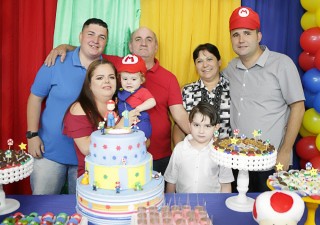 
<a style='margin-left: 5px;' class='btn btn-xs btn-social btn-facebook' href='https://www.facebook.com/sharer/sharer.php?u=https://galeramix.s01.web.getmuller.com.br/imagem/a90/800-800-90/conteudo/site_galerias/90/img0405-copia.jpg' rel='popup' data-width='500' data-height='400'><i class='fa fa-facebook'></i>Compartilhar <span class='hidden-xs'>no Facebook</span>
</a> 
<a class='btn btn-default btn-xs' target='_blank' href='imagem/a90/800-800-90/conteudo/site_galerias/90/img0405-copia.jpg'>
<span class='glyphicon glyphicon-cloud-download'></span> Salvar
</a>
