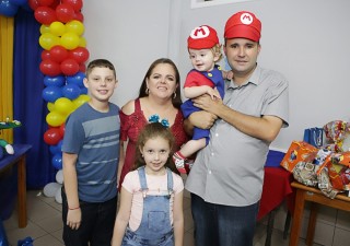 
<a style='margin-left: 5px;' class='btn btn-xs btn-social btn-facebook' href='https://www.facebook.com/sharer/sharer.php?u=https://galeramix.s01.web.getmuller.com.br/imagem/a90/800-800-90/conteudo/site_galerias/90/img0599-copia.jpg' rel='popup' data-width='500' data-height='400'><i class='fa fa-facebook'></i>Compartilhar <span class='hidden-xs'>no Facebook</span>
</a> 
<a class='btn btn-default btn-xs' target='_blank' href='imagem/a90/800-800-90/conteudo/site_galerias/90/img0599-copia.jpg'>
<span class='glyphicon glyphicon-cloud-download'></span> Salvar
</a>
