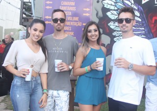 
<a style='margin-left: 5px;' class='btn btn-xs btn-social btn-facebook' href='https://www.facebook.com/sharer/sharer.php?u=https://galeramix.s01.web.getmuller.com.br/imagem/a94/800-800-90/conteudo/site_galerias/94/wesley-safadao-galera-mix-13.jpg' rel='popup' data-width='500' data-height='400'><i class='fa fa-facebook'></i>Compartilhar <span class='hidden-xs'>no Facebook</span>
</a> 
<a class='btn btn-default btn-xs' target='_blank' href='imagem/a94/800-800-90/conteudo/site_galerias/94/wesley-safadao-galera-mix-13.jpg'>
<span class='glyphicon glyphicon-cloud-download'></span> Salvar
</a>
