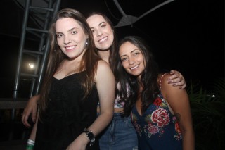 
<a style='margin-left: 5px;' class='btn btn-xs btn-social btn-facebook' href='https://www.facebook.com/sharer/sharer.php?u=https://galeramix.s01.web.getmuller.com.br/imagem/a94/800-800-90/conteudo/site_galerias/94/wesley-safadao-galera-mix-168.jpg' rel='popup' data-width='500' data-height='400'><i class='fa fa-facebook'></i>Compartilhar <span class='hidden-xs'>no Facebook</span>
</a> 
<a class='btn btn-default btn-xs' target='_blank' href='imagem/a94/800-800-90/conteudo/site_galerias/94/wesley-safadao-galera-mix-168.jpg'>
<span class='glyphicon glyphicon-cloud-download'></span> Salvar
</a>
